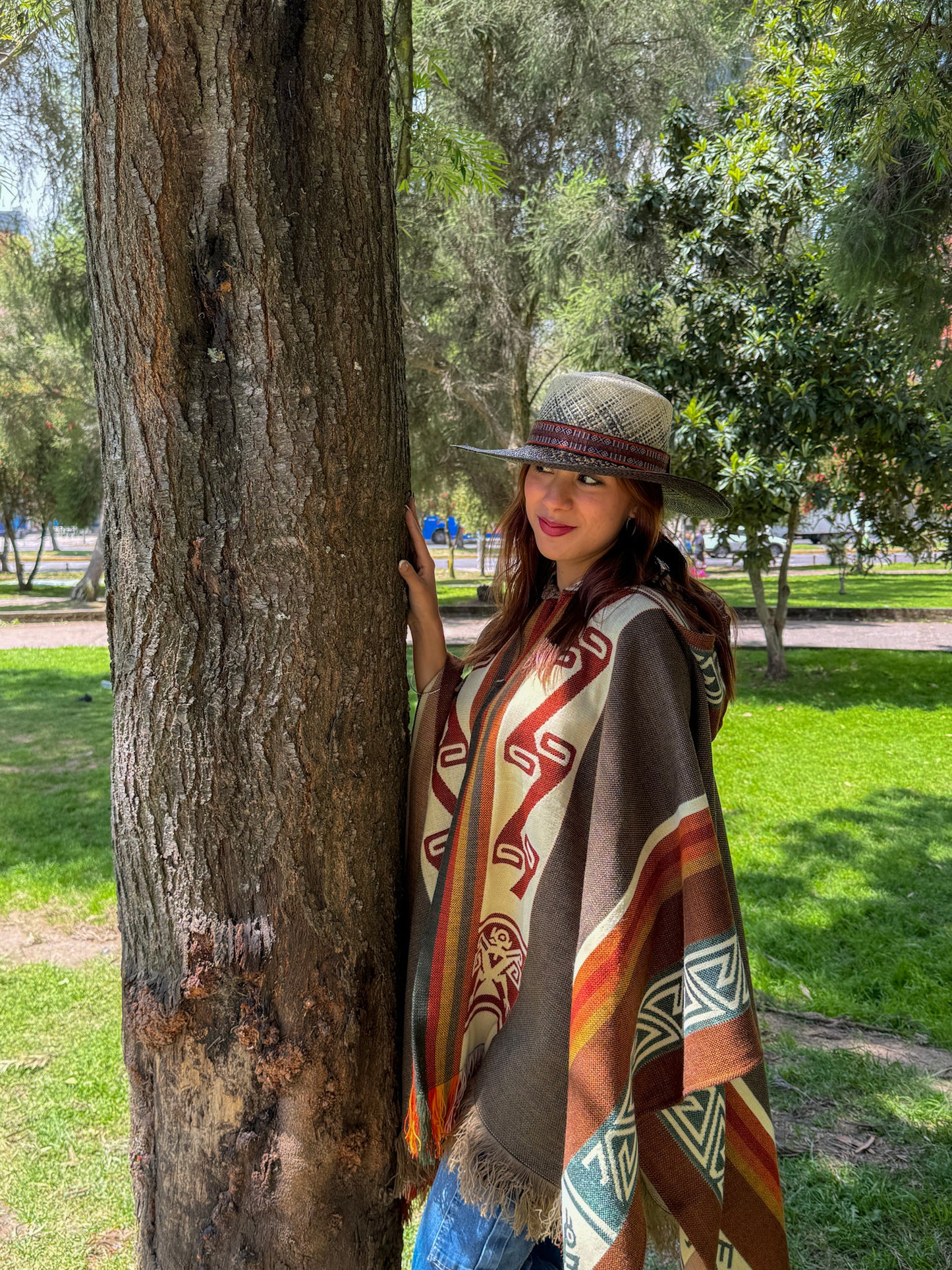WOOL PONCHO - SAMI