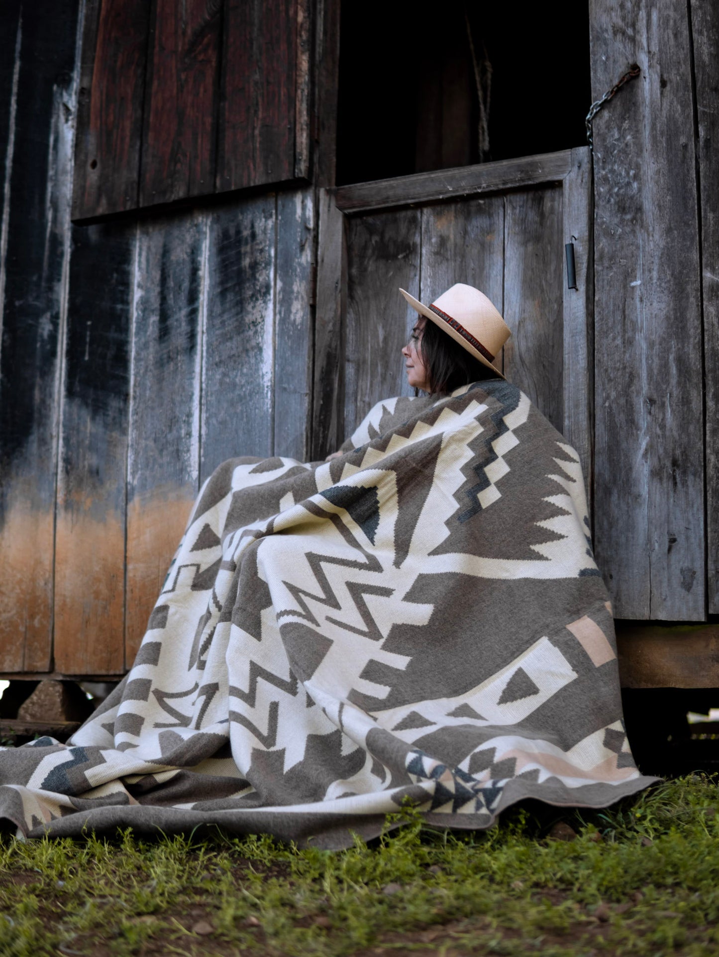 WOOL BLANKET - YURA