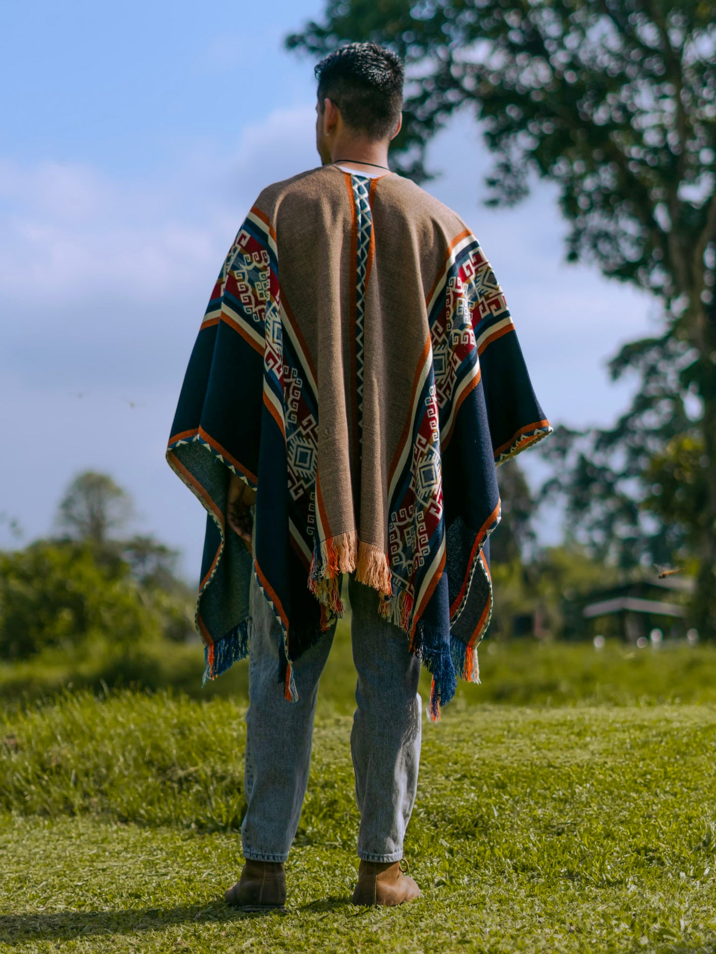 WOOL PONCHO - CHASKA