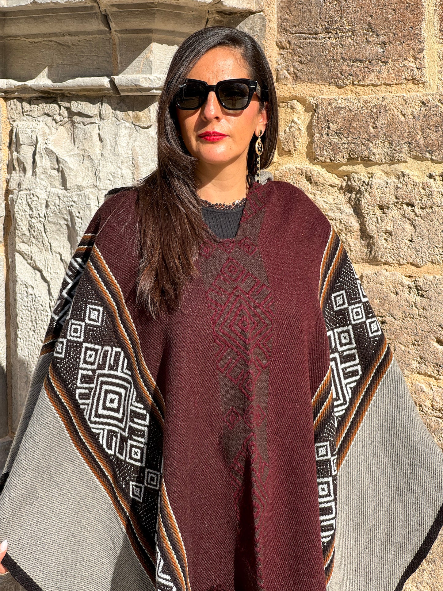 WOOL PONCHO - CHICHA