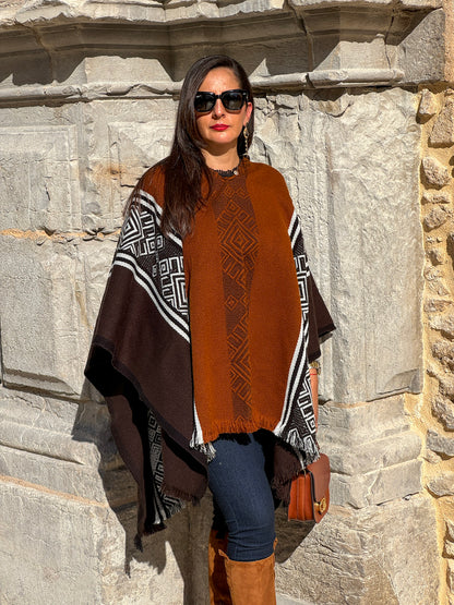 WOOL PONCHO - TURU